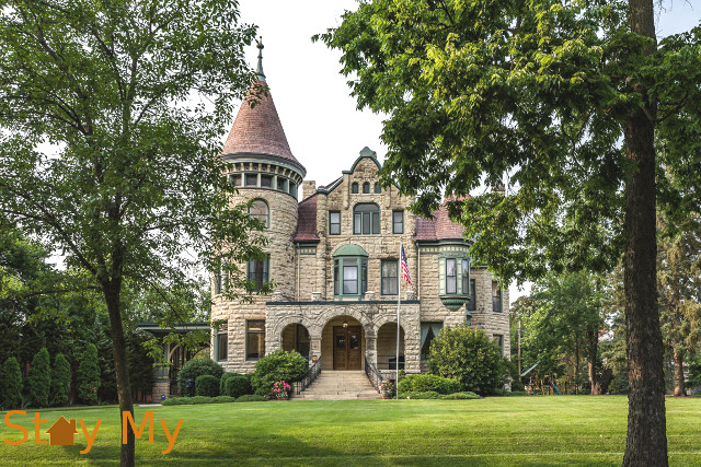You are currently viewing Bed and Breakfast Proposed for Castle on Cass